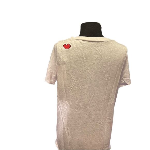 COPY - NWT Chaser
White Lips Tee Shirt
Size: L - Picture 3 of 9